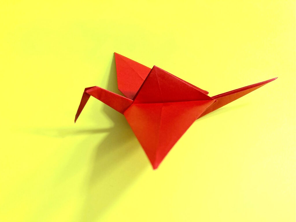 折り紙　羽ばたく鶴（パタパタ鶴）の簡単な作り方2